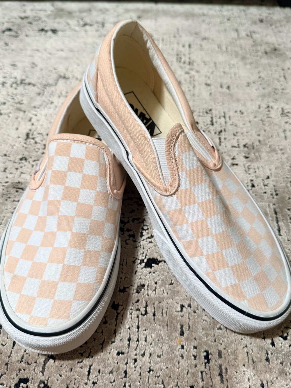 Vans Slip-On Checkerboard Sneakers in Peach and White 71/2 - Picture 4 of 6
